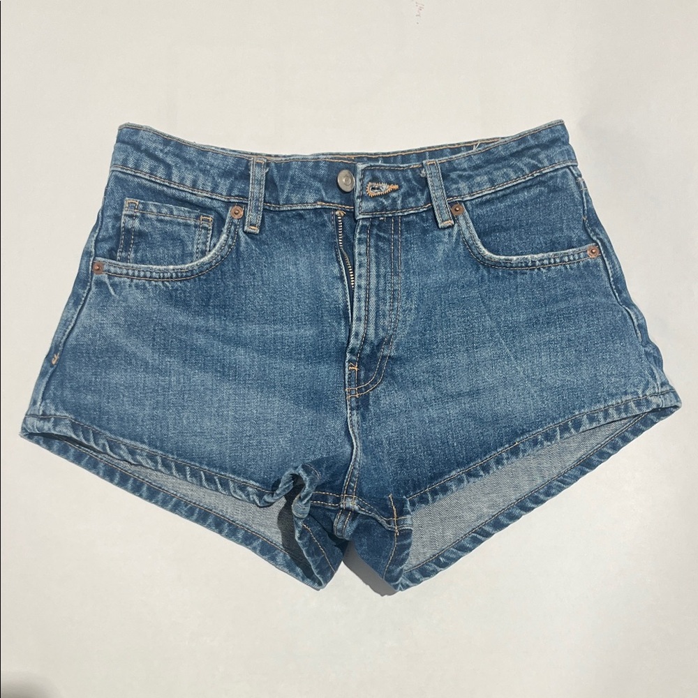 Zara Mid-Blue Denim Mid-Waist Jean Shorts